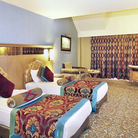 Royal Palace Курортный комплекс 5*
