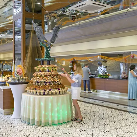 Royal Palace 5*