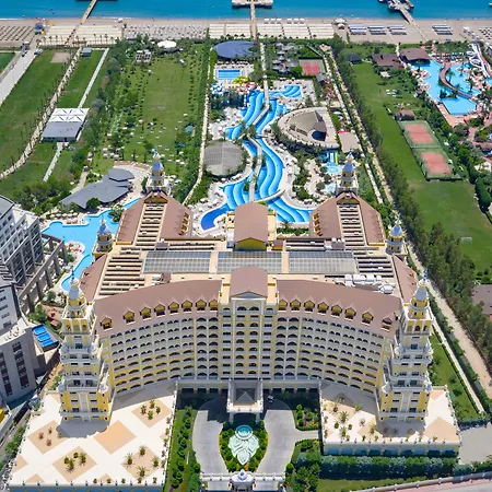 Курортный комплекс Royal Palace