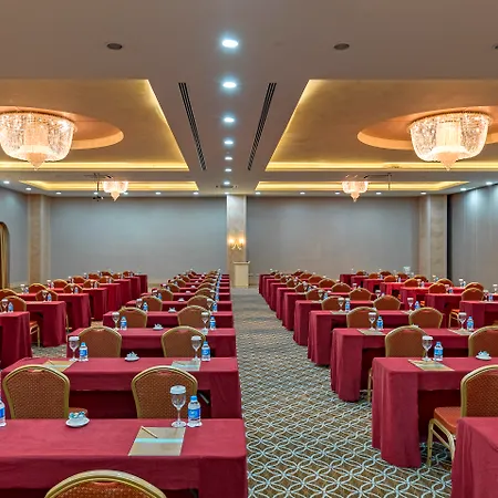 Royal Palace 5*