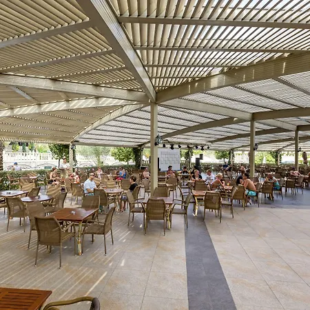Royal Palace 5*