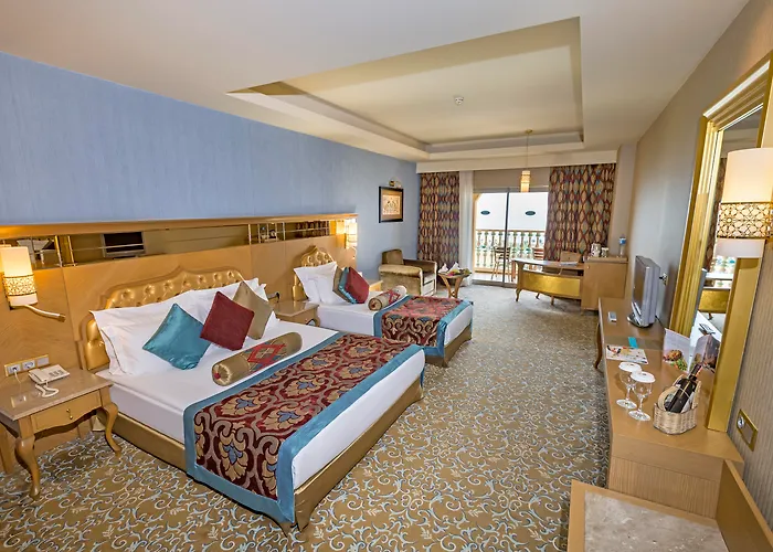 Üdülőközpont Royal Palace 5*