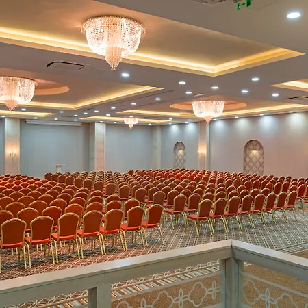 Royal Palace 5*