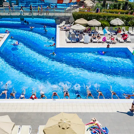 Royal Palace אתר נופש 5*