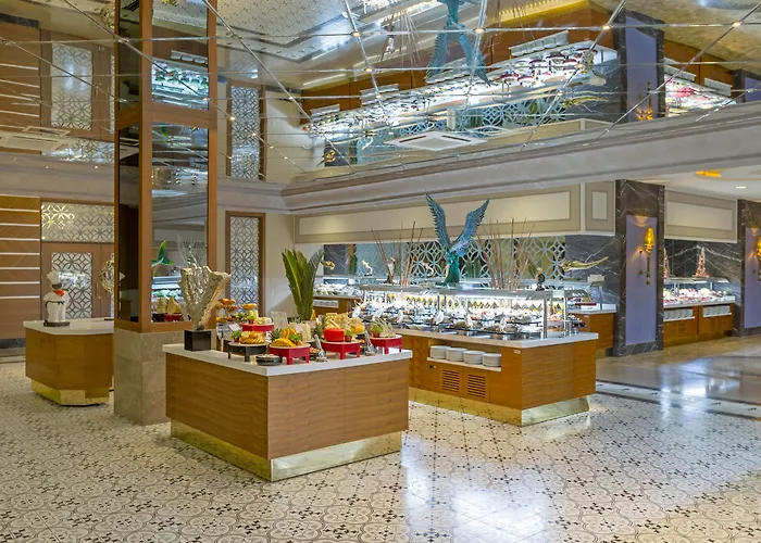 Royal Palace Курортный комплекс 5*